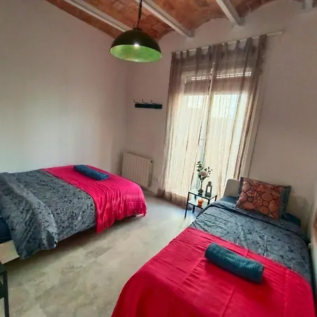 Hostel Oasis - Gothic Quarter *